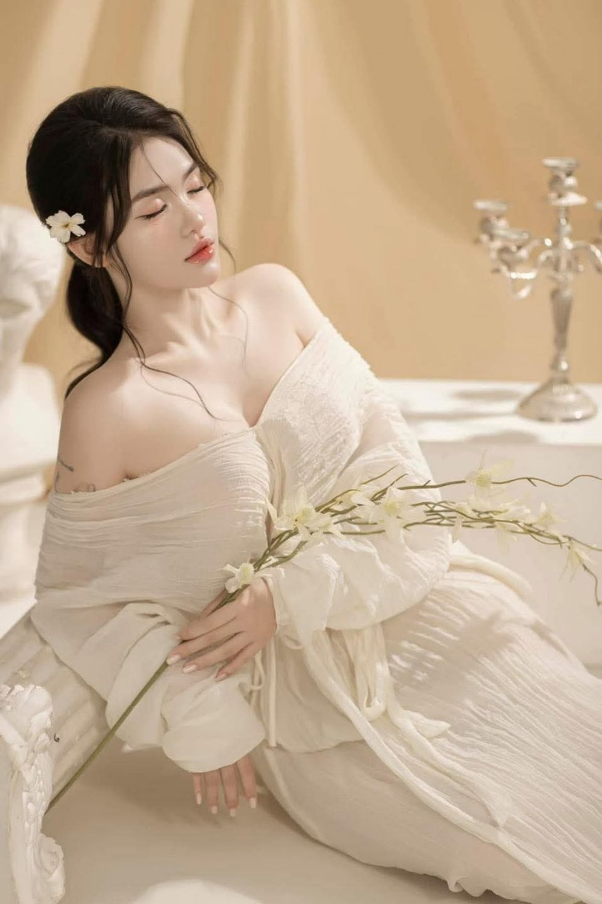 Tình yêu của người tình của con trai dành cho bố Chồng yêu hơn cả Người chồng của mình
